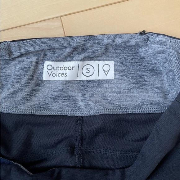 Outdoor Voices 7/8 Leggings - Picture 3 of 5